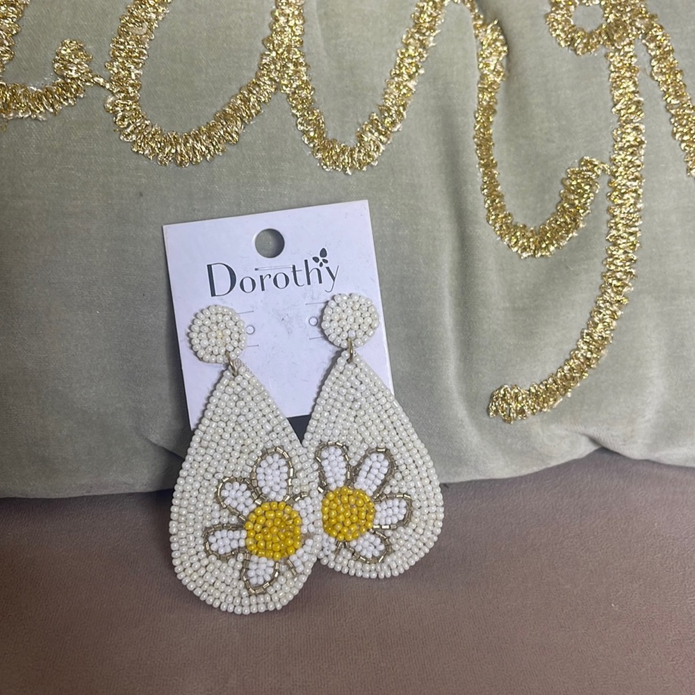 Dorothy floral oblong beaded new earrings